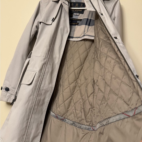 Barbour Tobermory waterproof Jacket - Picture 10 of 15